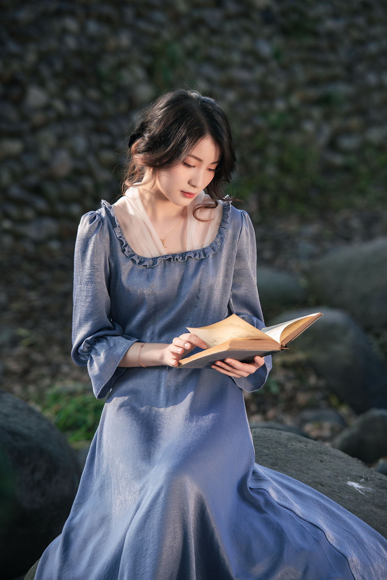 湖畔的下午（图ZMzEwNTAyODQ0） - 人像摄影 - 站酷设计师糊涂仙人LEO原创素材 - 站酷ZCOOL