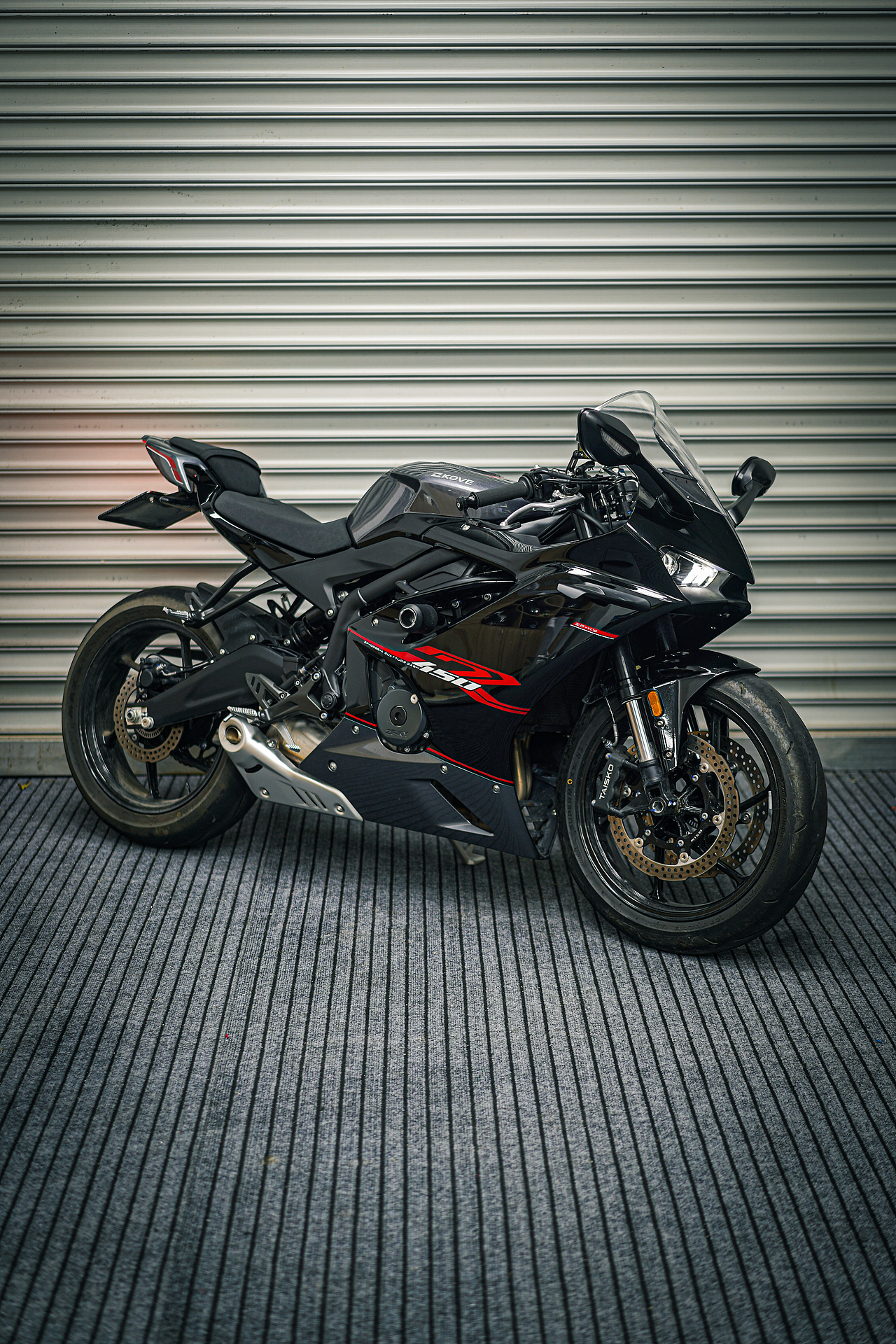 凯越机车450RR哆啦A梦定制涂装案例分享