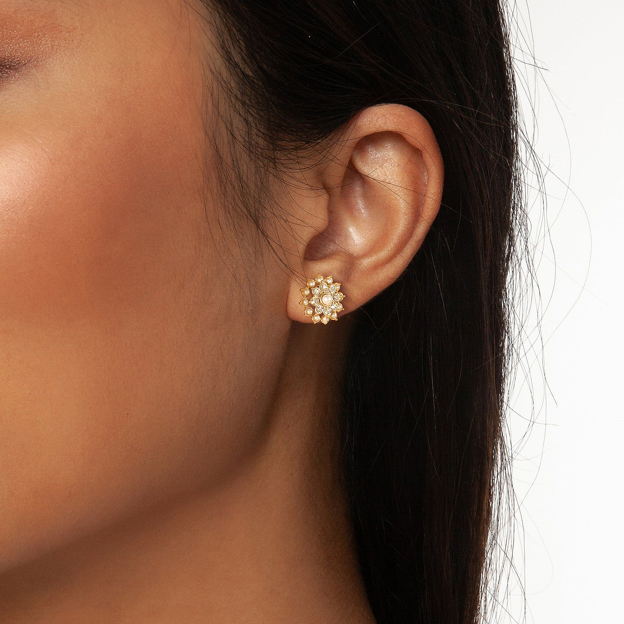 珠宝饰品耳钉精修