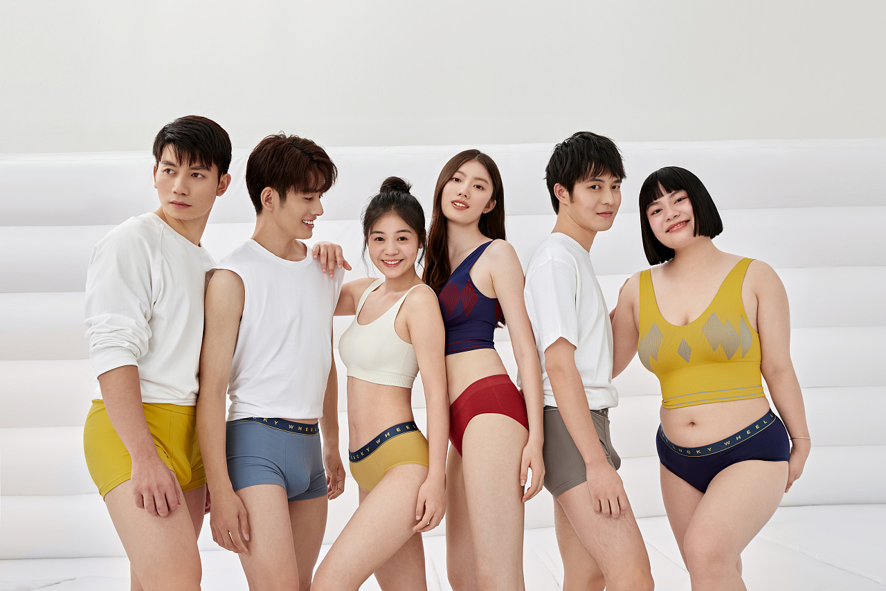 大码内衣，不是胖嘟嘟，只是气很足（图ZMzQ2NjEzMTA4） - 人像摄影 - 站酷设计师a小伙砸原创素材 - 站酷ZCOOL