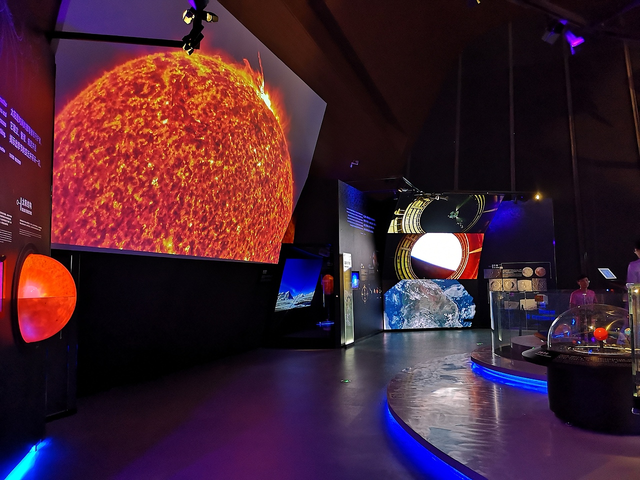 天津国家海洋博物馆海洋与天文展厅立面设计（图ZMzEzMjAwNzA4） - 展陈设计 - 站酷设计师AEND原创素材 - 站酷ZCOOL