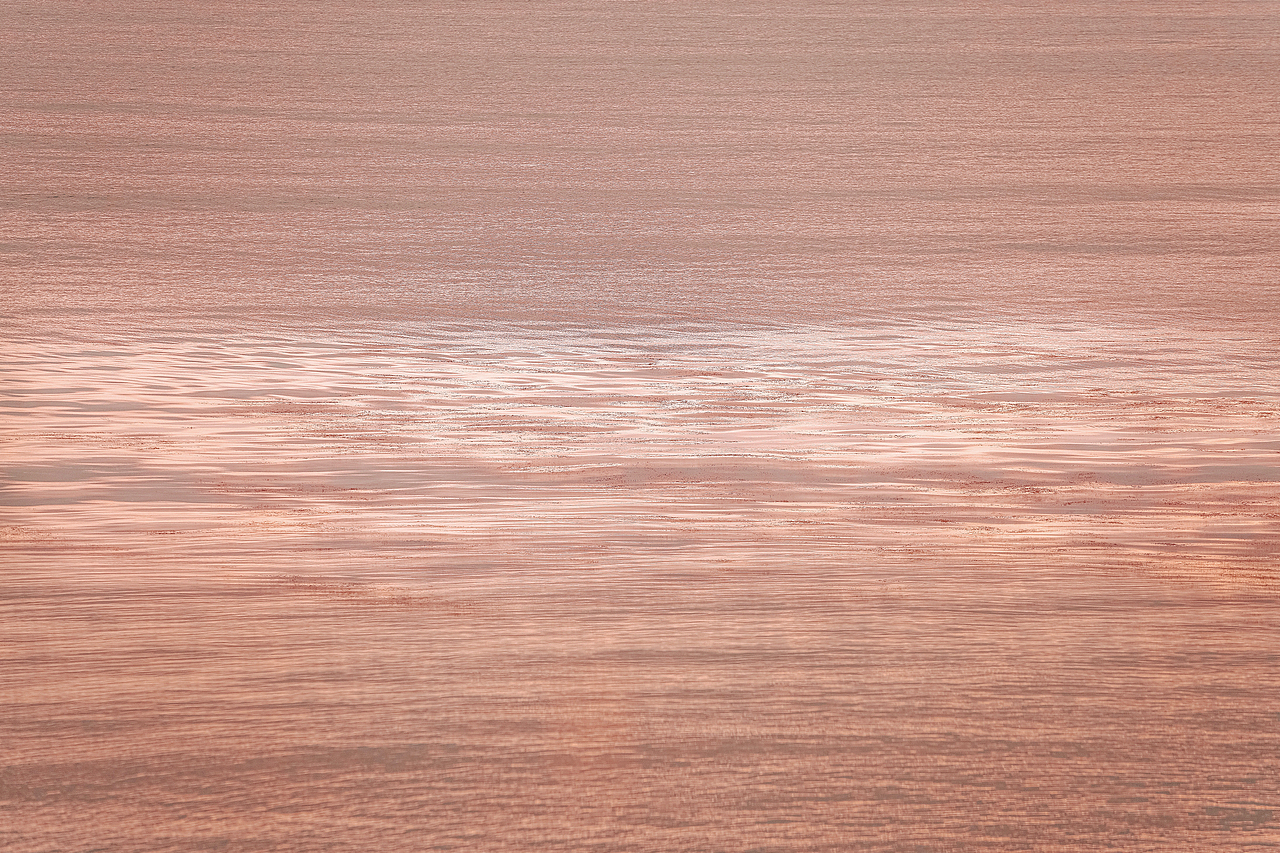 如果有两个太阳,一个代表光明, 一个代表希望