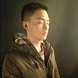 大量留白的头像
