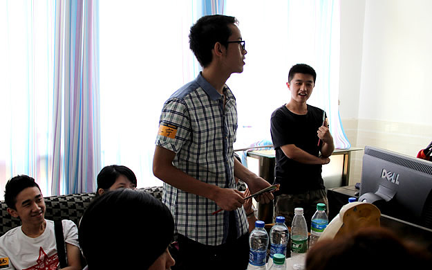 小伙伴们在自我介绍