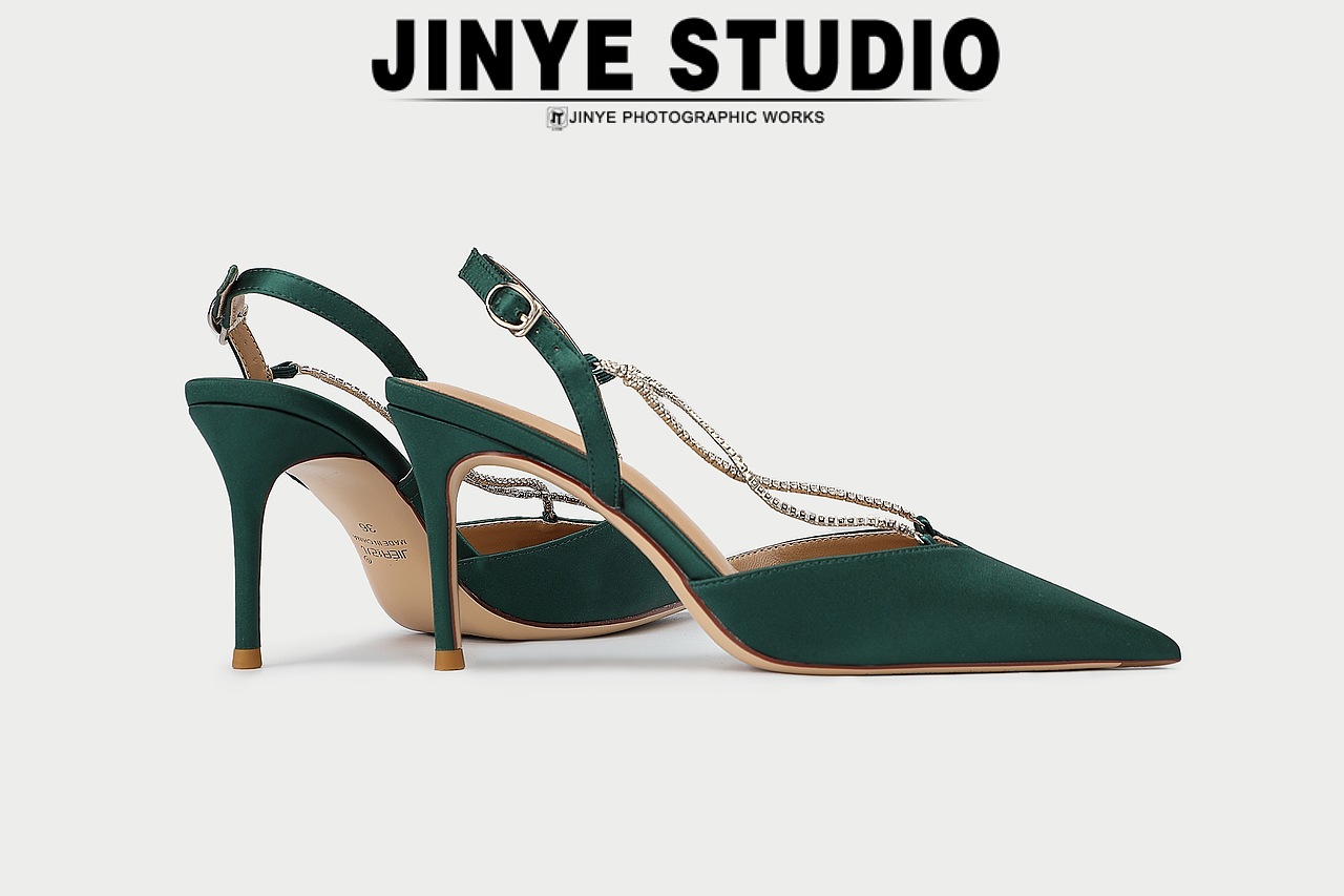 产品拍摄|白底静物凉鞋细跟拍摄