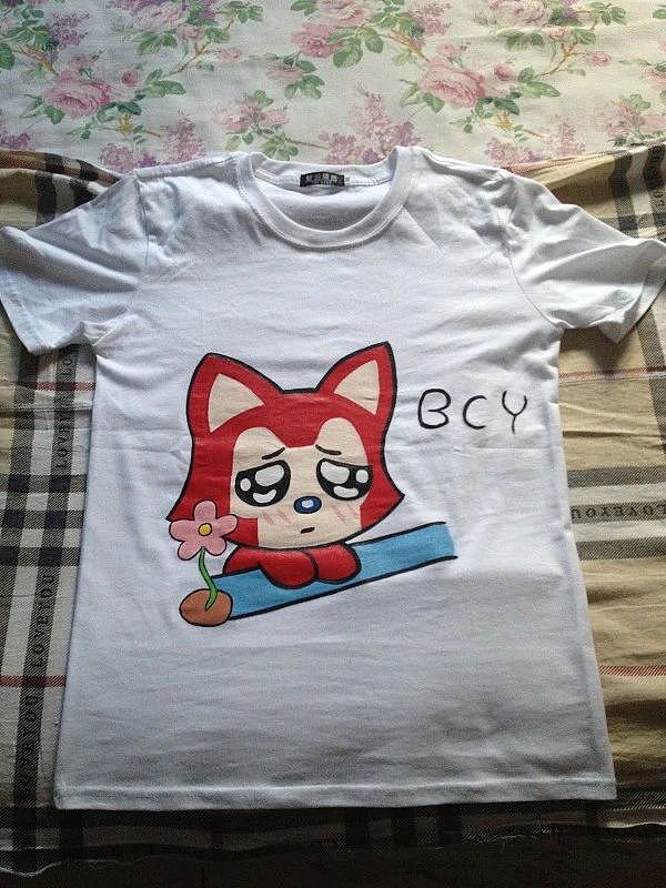 手绘T恤（图ZNjM5NDMxODg=） - 工艺品设计 - 站酷设计师W_X_L_原创素材 - 站酷ZCOOL