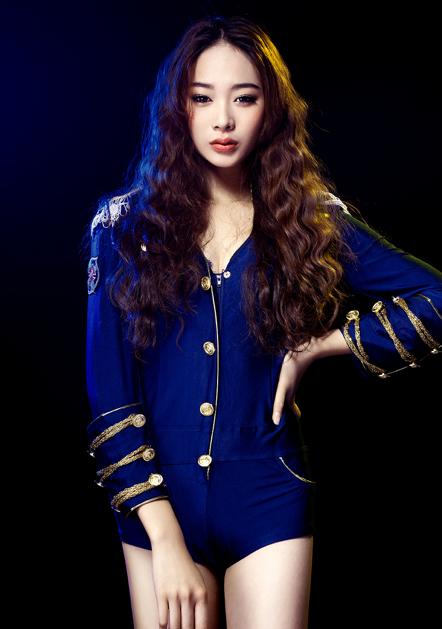 美图军团--制服诱惑（图ZMTY3NDQwODg=） - 人像摄影 - 站酷设计师阮木之原创素材 - 站酷ZCOOL