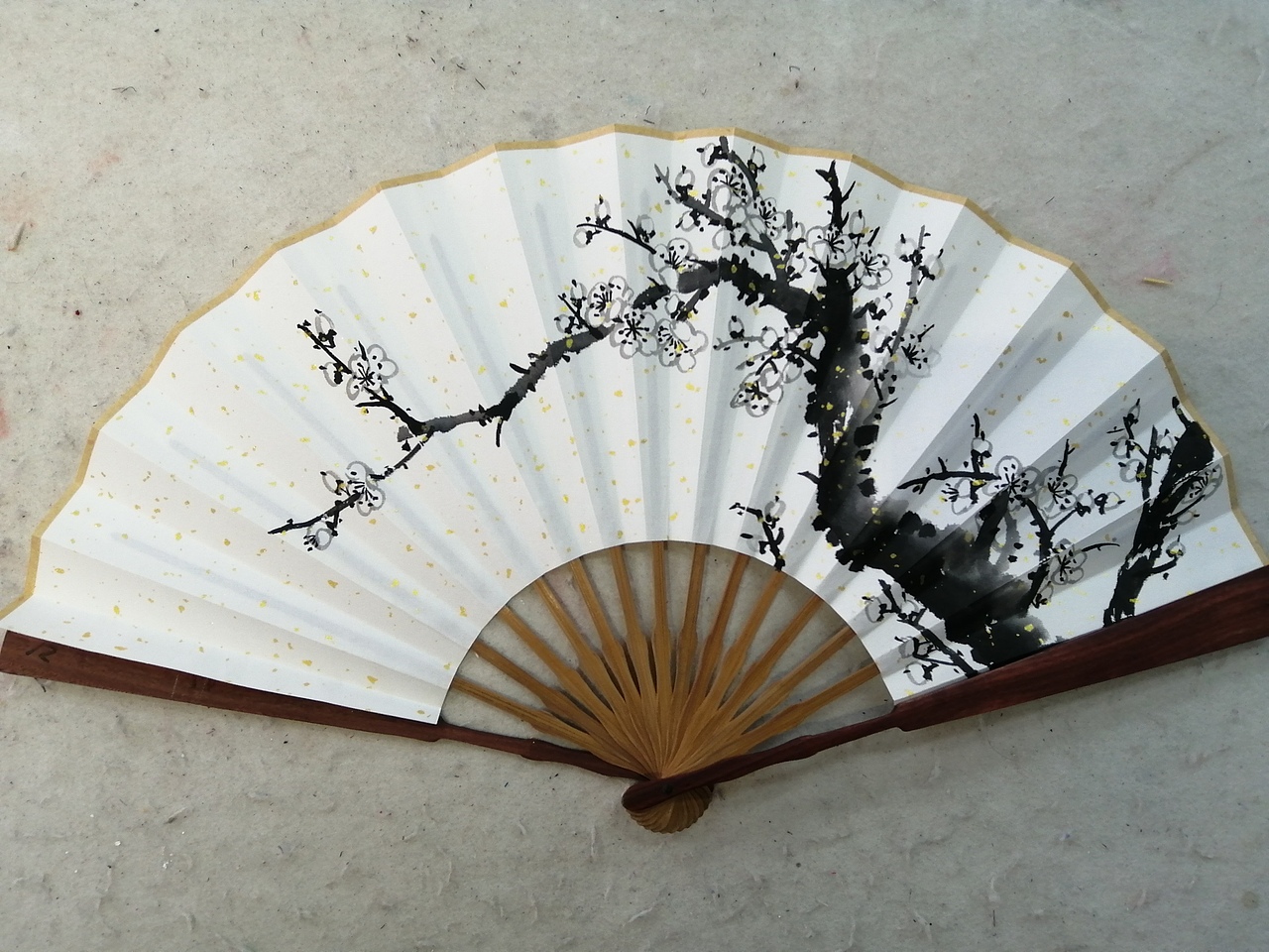 国画花鸟手绘扇面