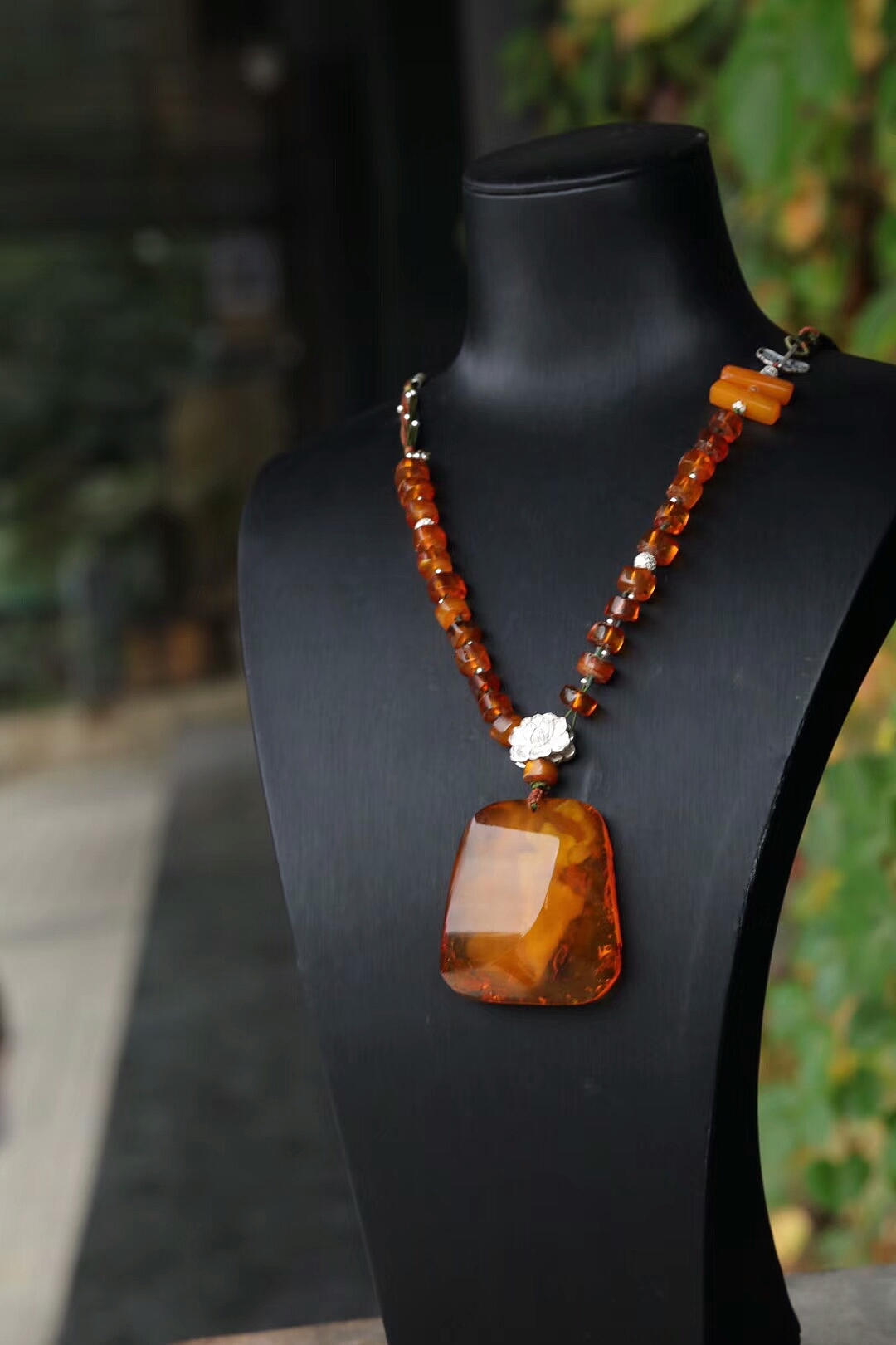 原创设计·老蜜蜡吊坠