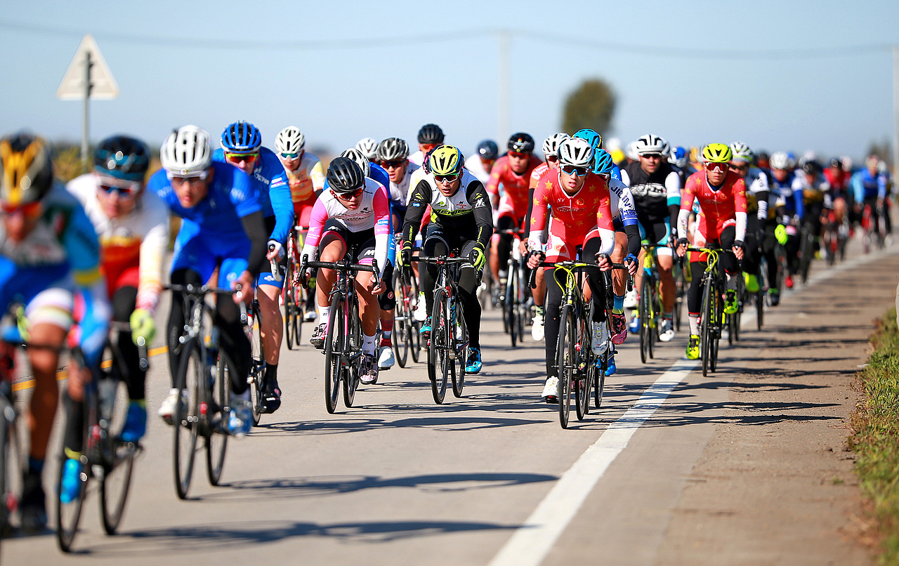 中国铁力小兴安岭国际自行车赛（图ZMTk2MzEyNjE2） - 品牌 - 站酷设计师应云何住原创素材 - 站酷ZCOOL