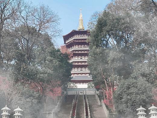 杭州西湖，/雷峰塔/