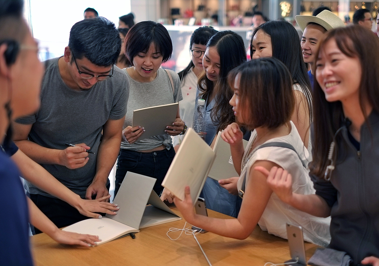 Apple Store 插画分享课（图ZMjc4ODU5MjUy） - 商业插画 - 站酷设计师PandaMei原创素材 - 站酷ZCOOL