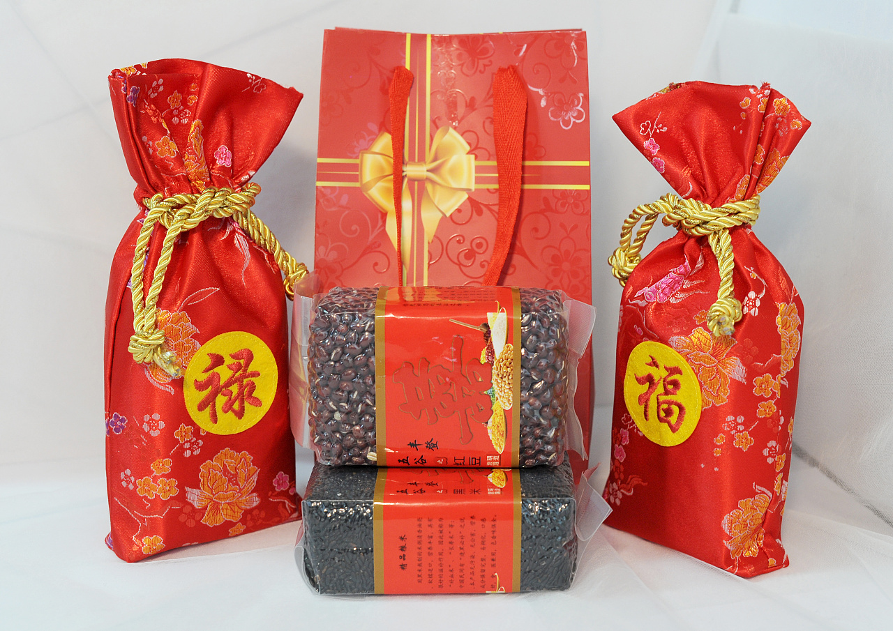 伴手礼(一组有点喜庆的包装设计)|工业/产品|生活用品|云筱怿 - 原创