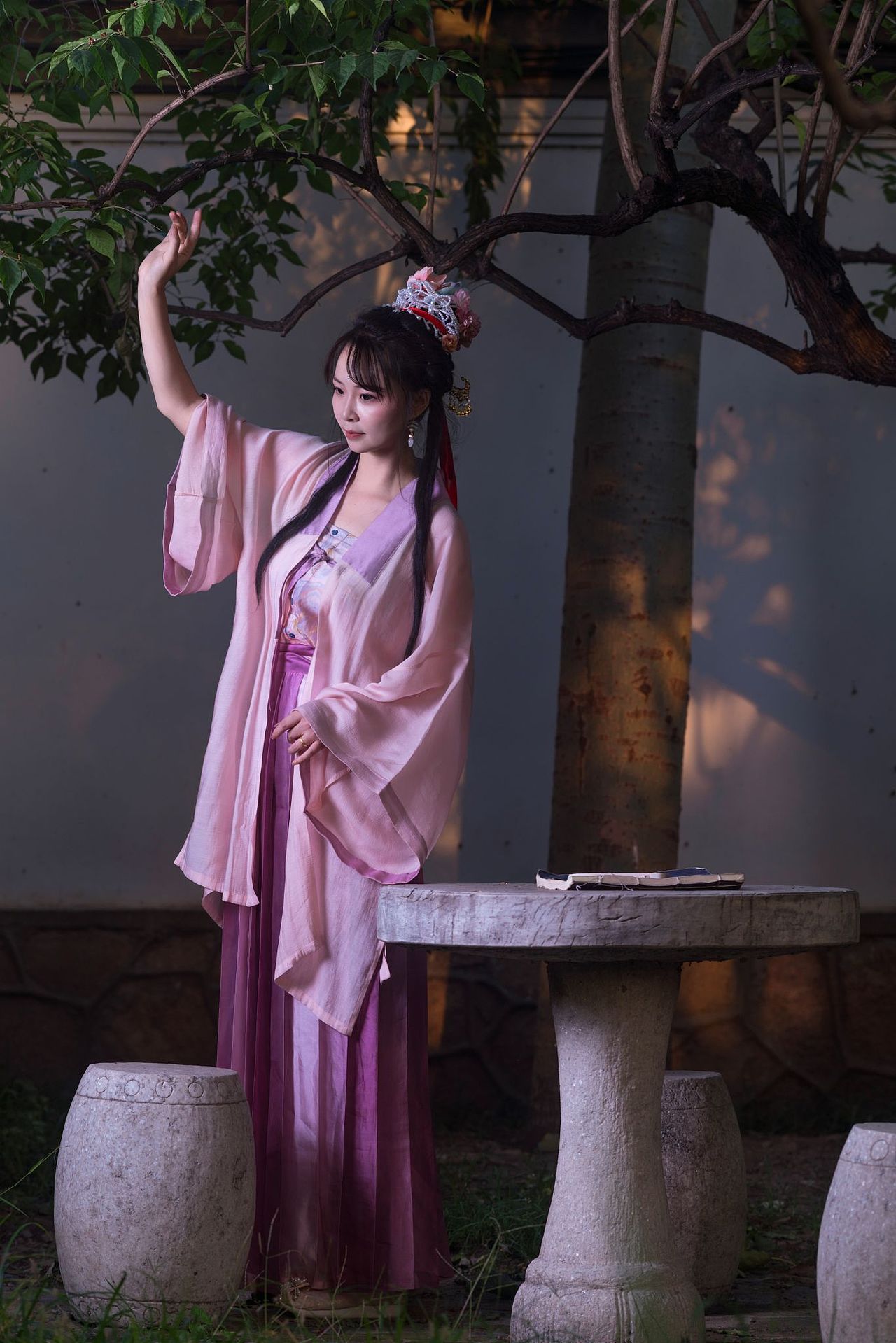 大观园公园宋制汉服写真