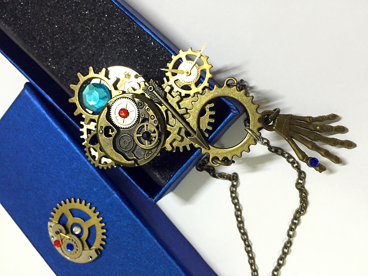 Steampunk jewelry
