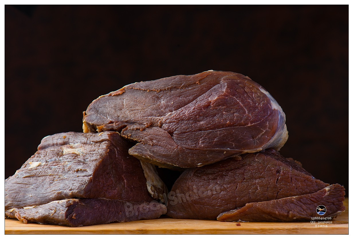 美食摄影 清真食品，云南昆明面包沙龙干巴月饼，摄影师：王小纲（图ZNTU1MjgyMjg=） - 产品摄影 - 站酷设计师王小纲昆明摄影师原创素材 - 站酷ZCOOL