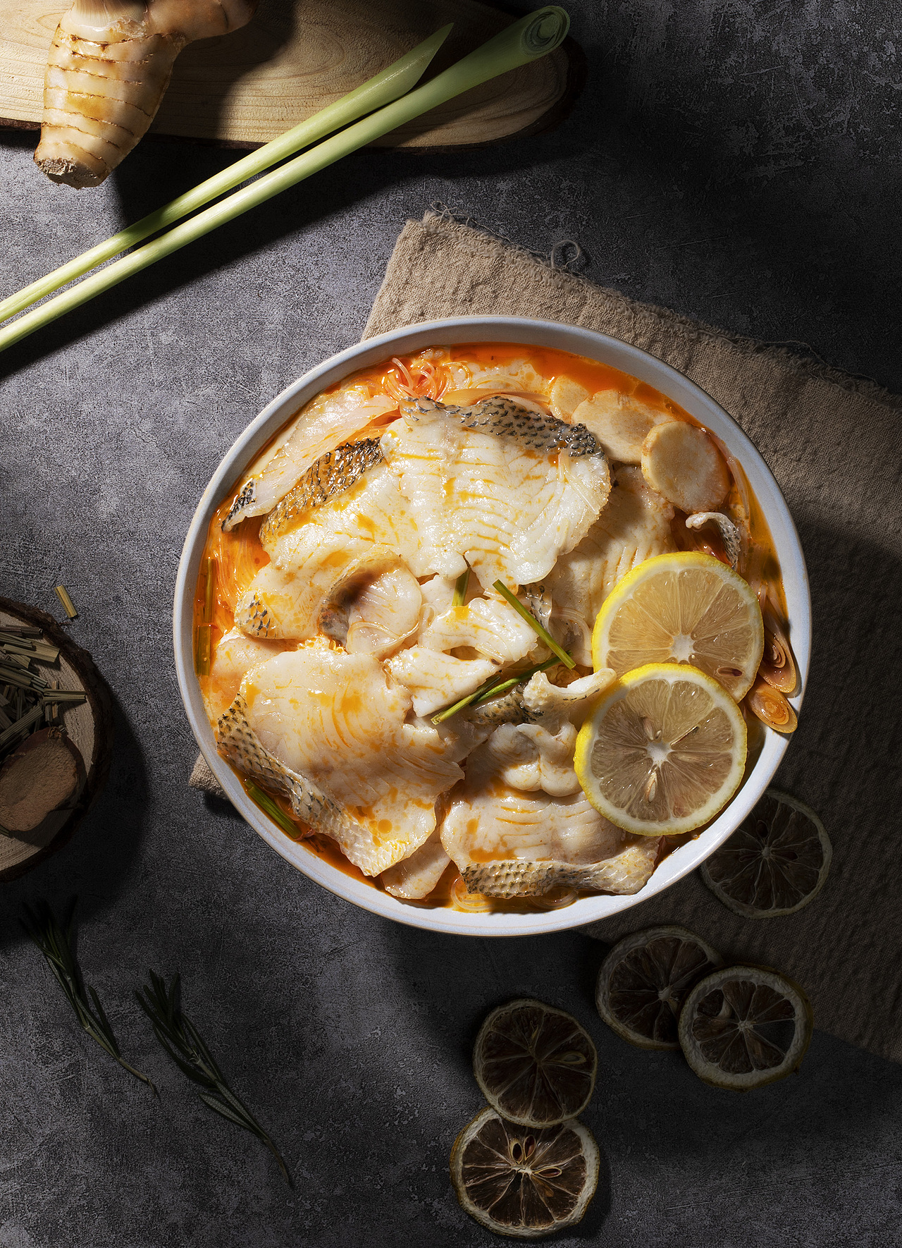 酸菜鱼拍摄广州/摄影师/2年前/1370浏览y莹莹莹莹