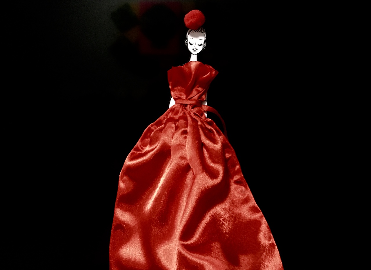 儿童设计类教学-服装设计-纸模混搭