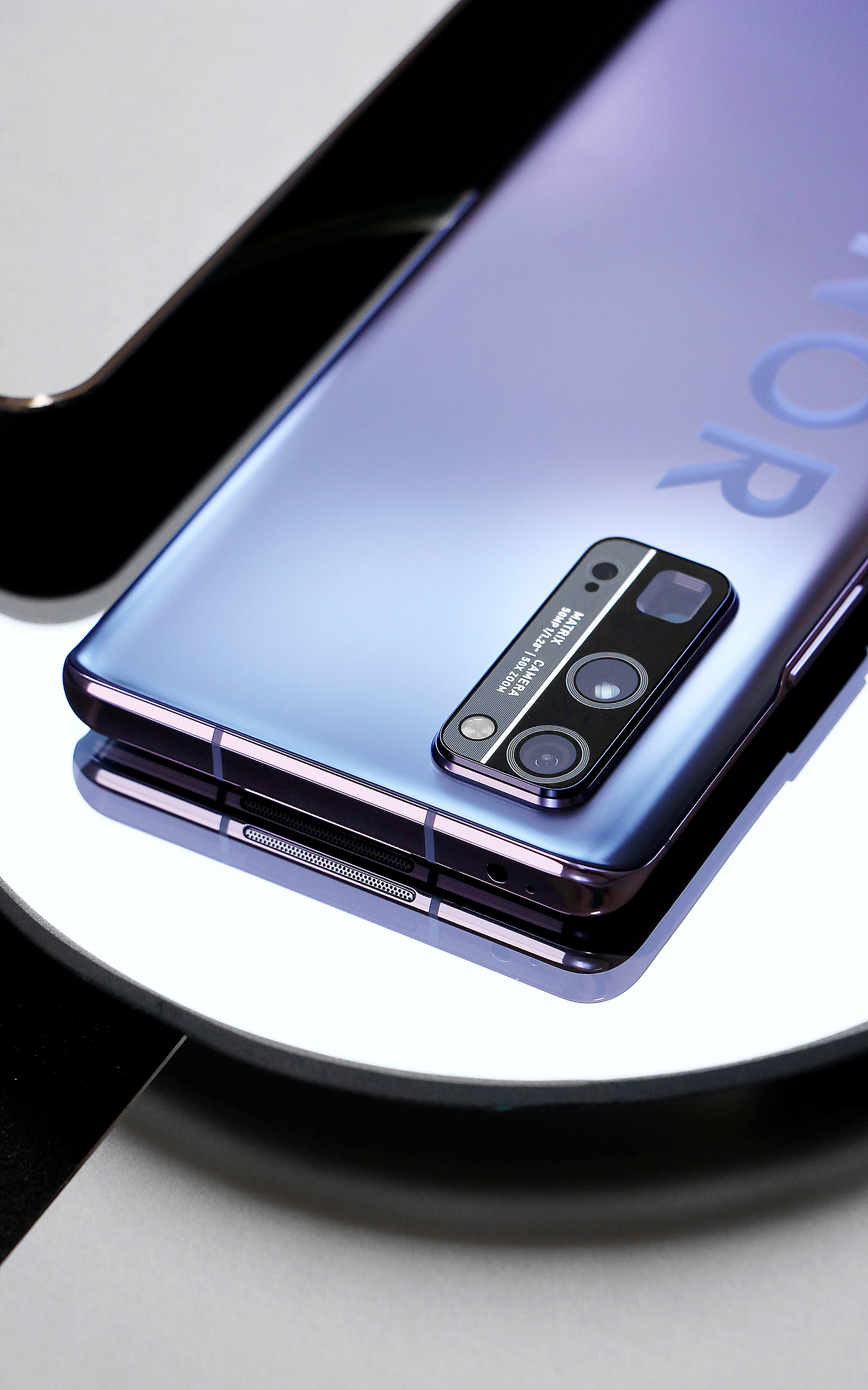 荣耀30pro钛空银版