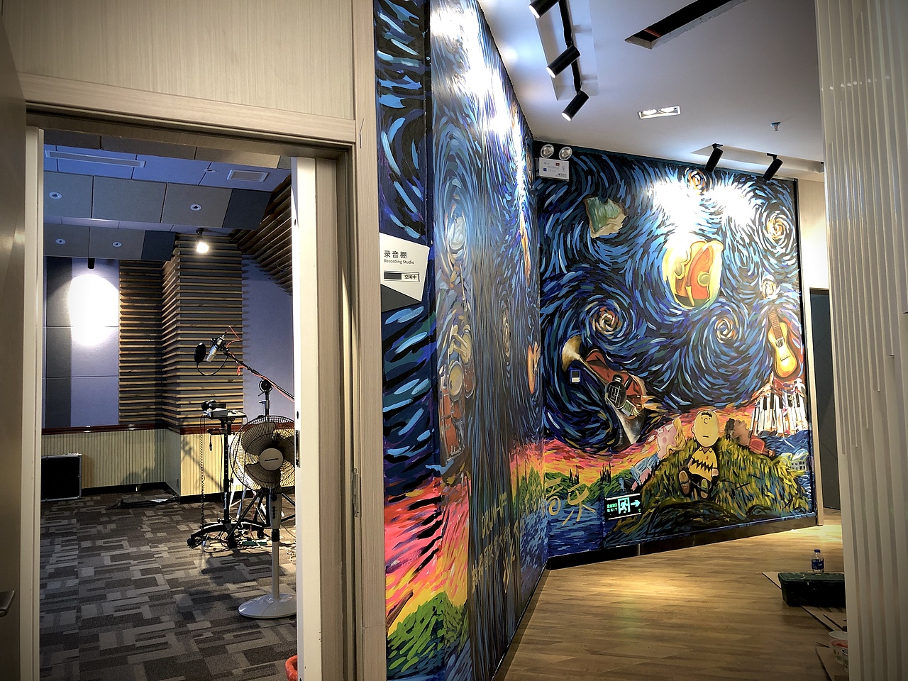 音乐星空|插画|新锐潮流插画|壁尚手绘贵州墙绘_原创作品-站酷zcool