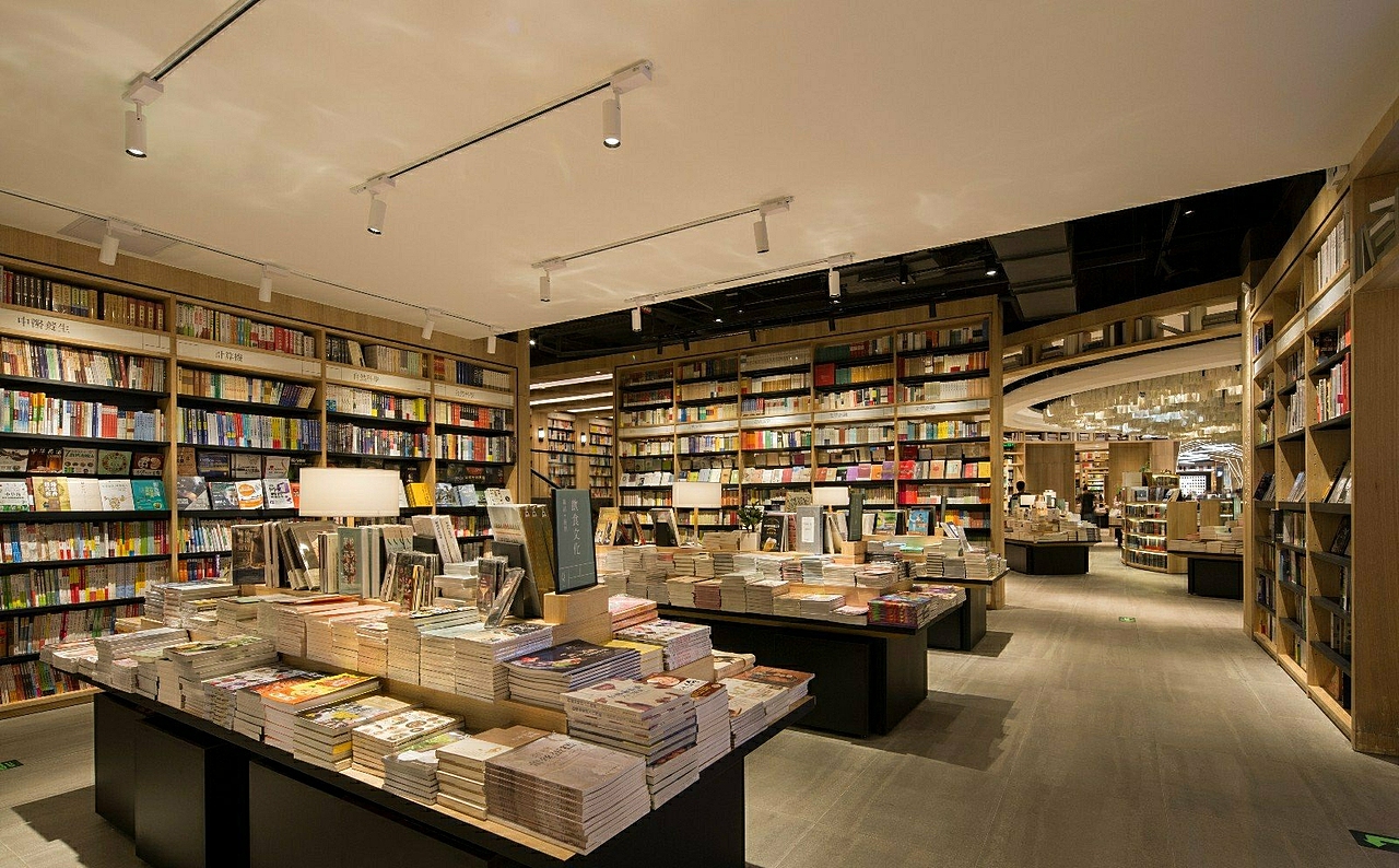 书店是一座城市饱满灵魂的见证,也是文化生长收容之所