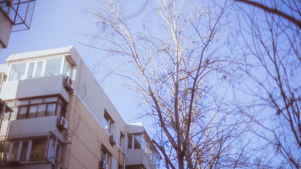 I'm too void to cry.