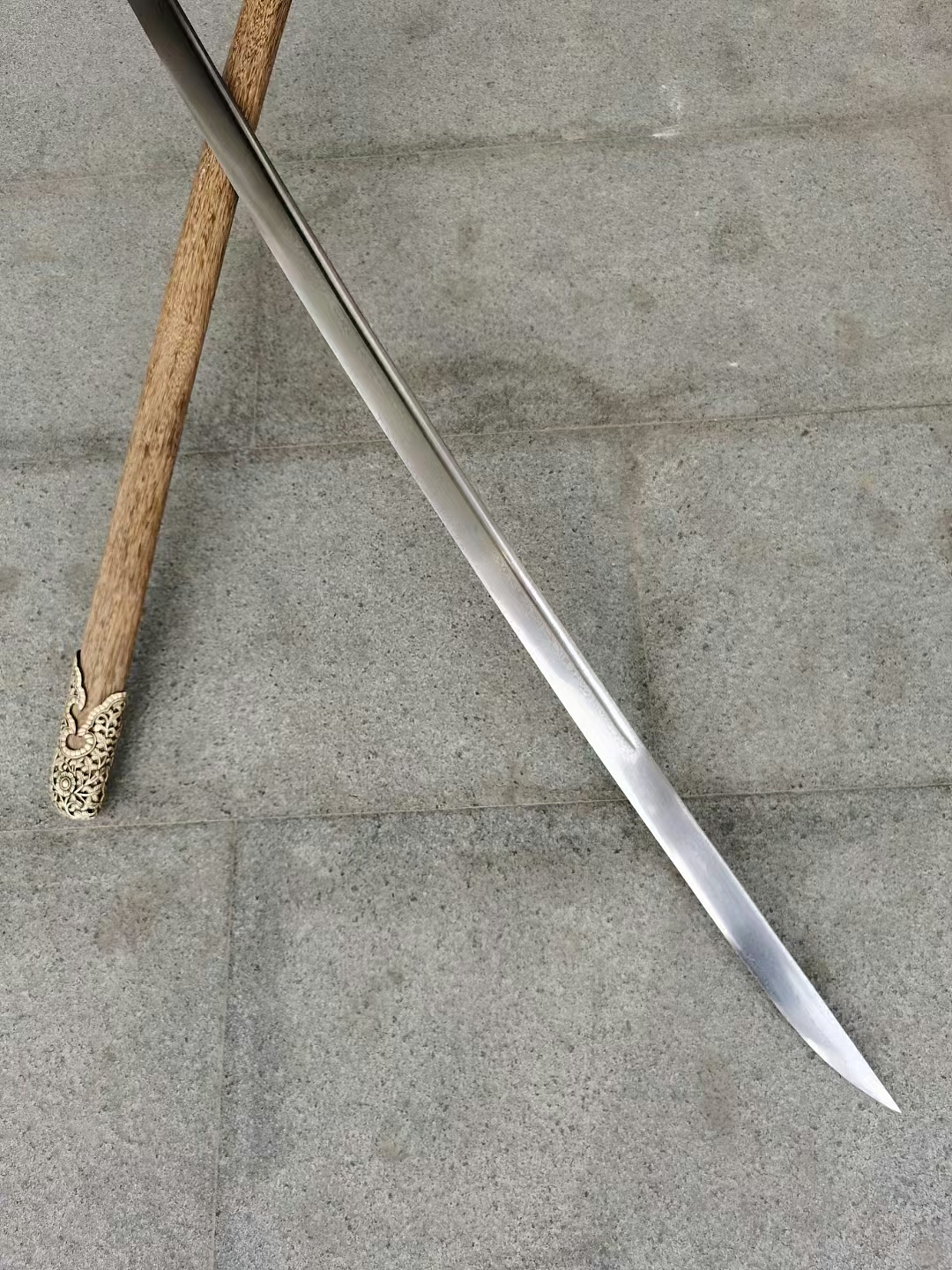 加特长全长168厘米铜装菊唐草环首苗刀