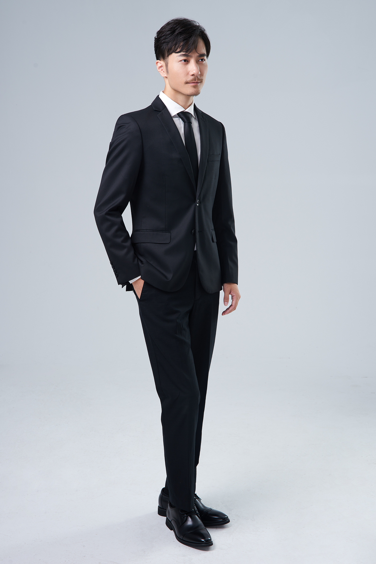 职业形象（图ZMjMxNTU0NzMy） - 人像摄影 - 站酷设计师摄影师满亚军原创素材 - 站酷ZCOOL