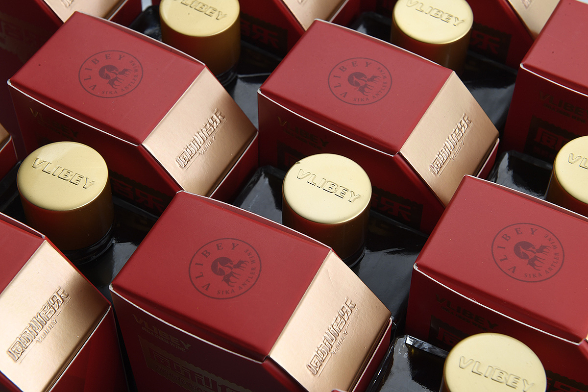 威利倍乐梅花鹿酒 | 品牌策略+包装设计（图ZMjU0OTMxMDQ0） - 包装 - 站酷设计师排沙原创素材 - 站酷ZCOOL