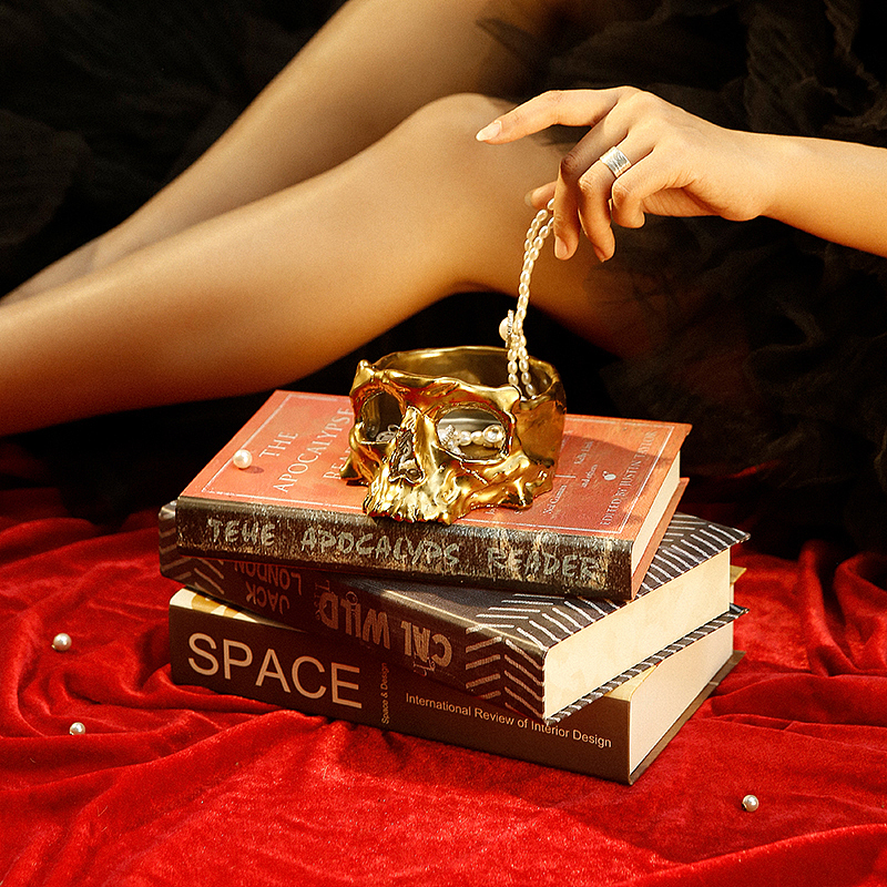 【SKULL】骷髅 暗黑系1300°电镀金属色陶瓷烟灰缸摆件