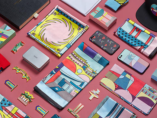 成都文创 l 当我把城市穿在身上，披在肩上，提在手上