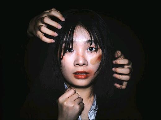 不要相信陌生人