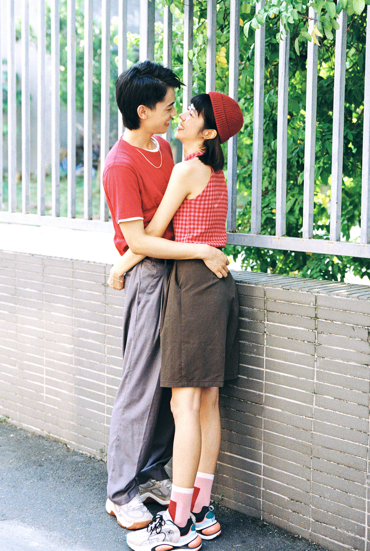 想在每个日落时分拥抱你