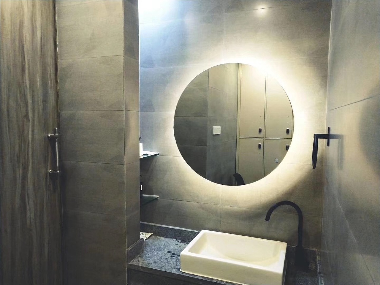 Maxfit运动健身品牌VI及空间延伸