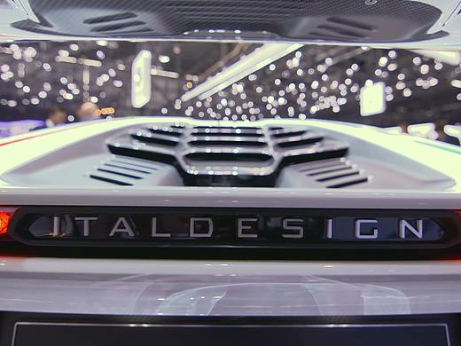 微信朋友圈小广告