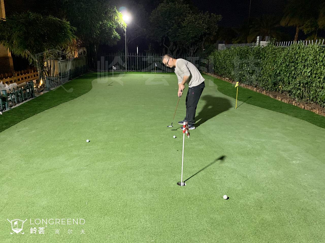 肇庆市星湖湾别墅职业级高尔夫嵌沙人工仿真果岭项目