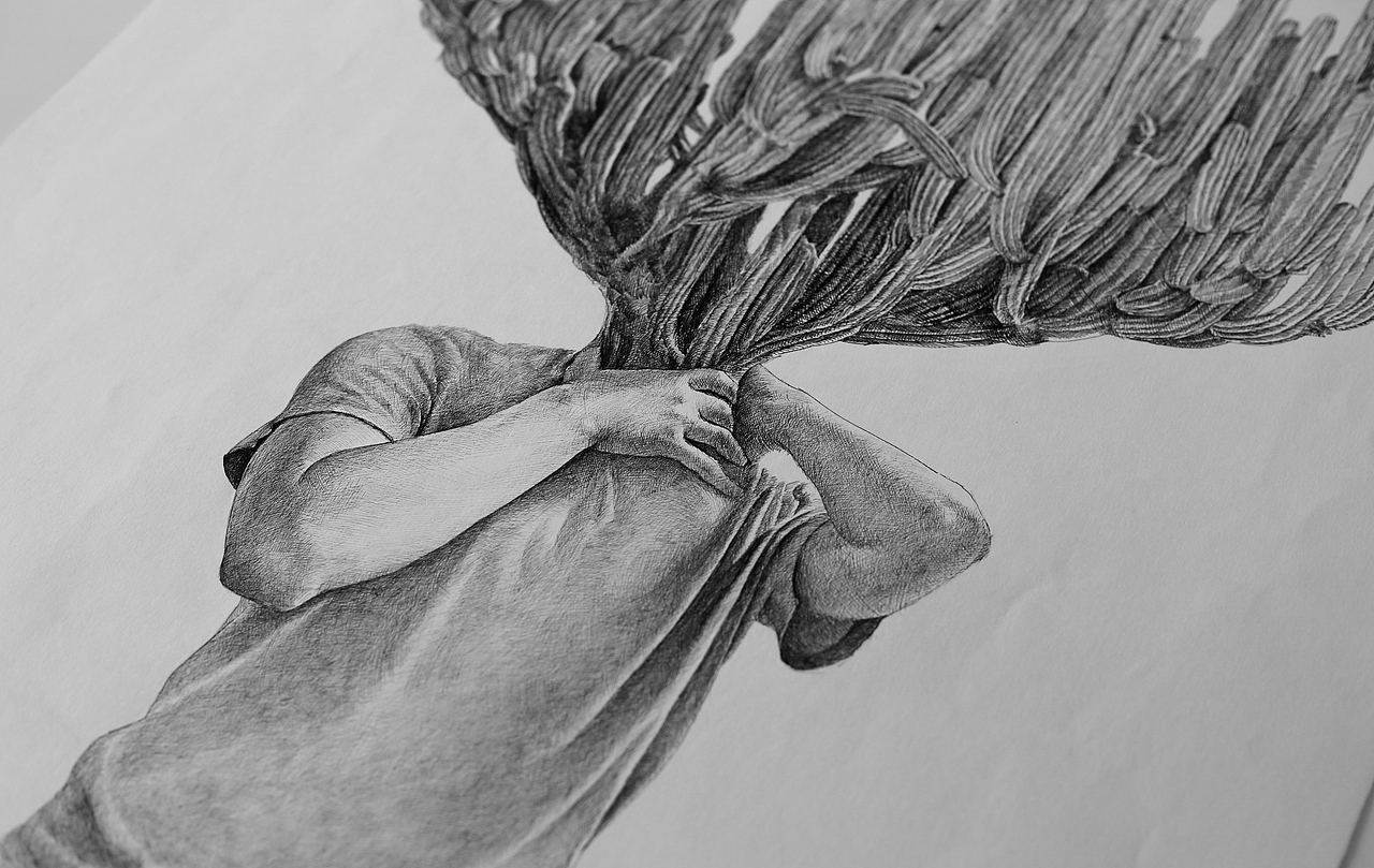 通过自己的主观认知,用感觉,思想和行为来表达人的某段情绪的状态