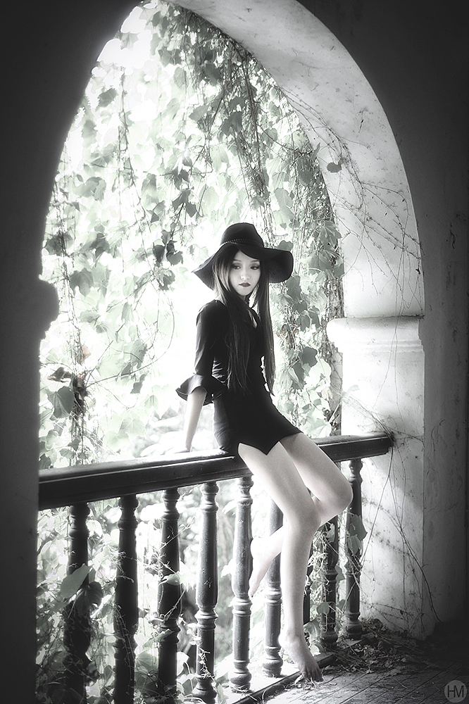 《你眼中的光,是清冷的火》