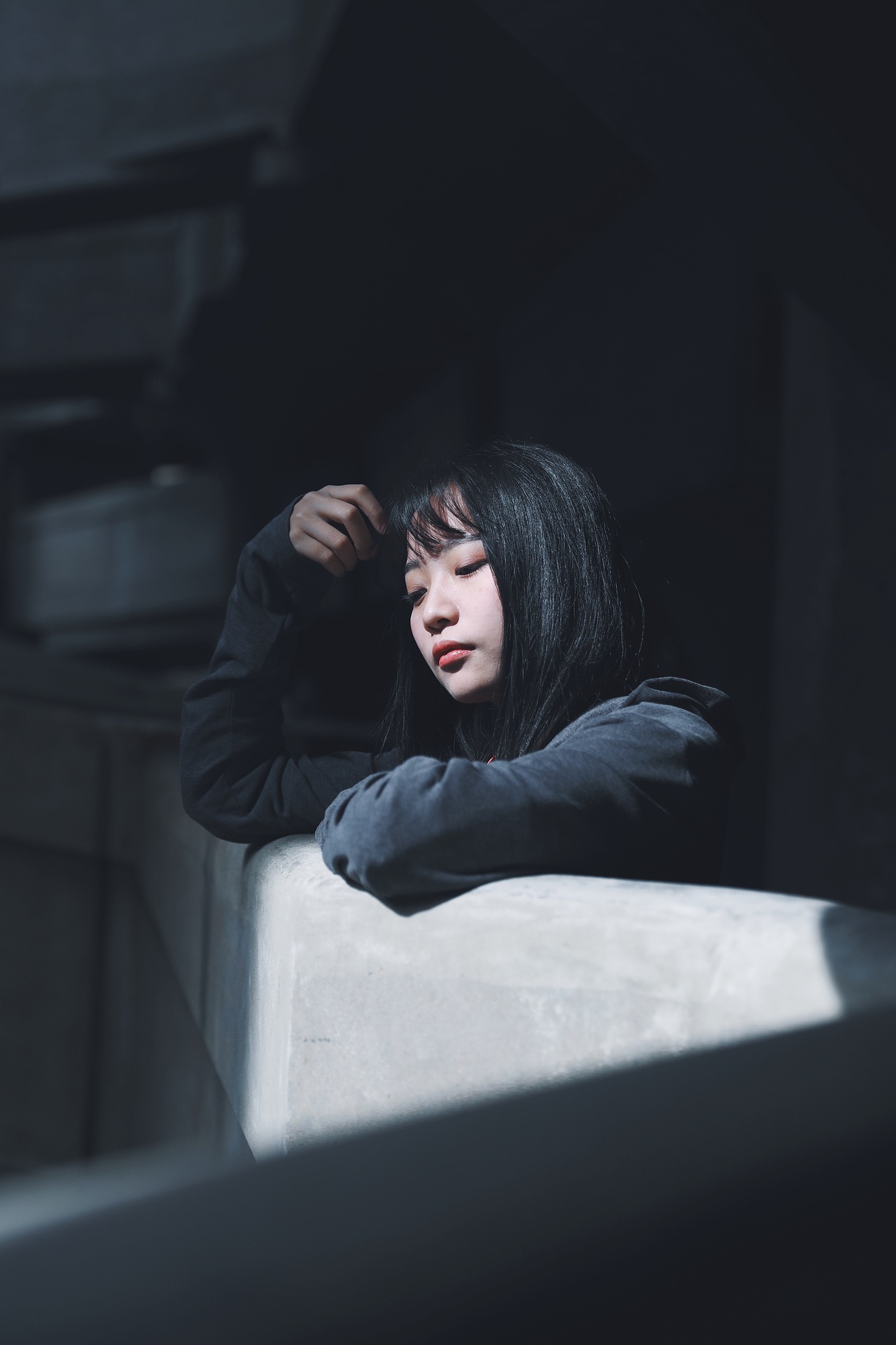 愿你如烟还愿你曼丽又懒倦（图ZMTExMzY3ODE2） - 人像摄影 - 站酷设计师暁花阿原创素材 - 站酷ZCOOL