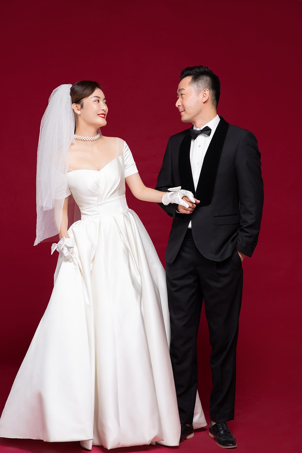 乌鲁木齐四仟纪内景婚纱照简洁淡雅的美（图ZMjQ0MjYxMDg0） - 人像摄影 - 站酷设计师新疆四仟纪摄影原创素材 - 站酷ZCOOL