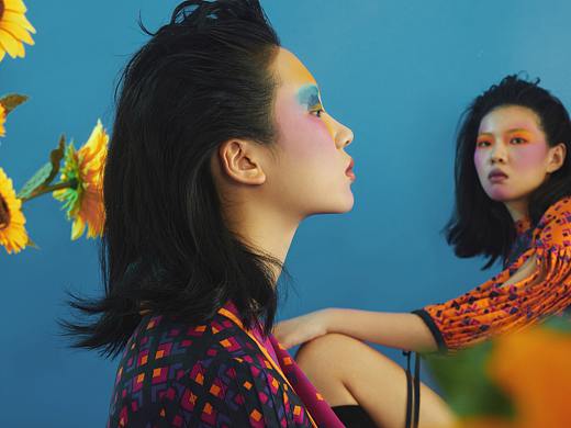 Universe 是梵高的向日葵 是流动的世界 是无界的宇宙