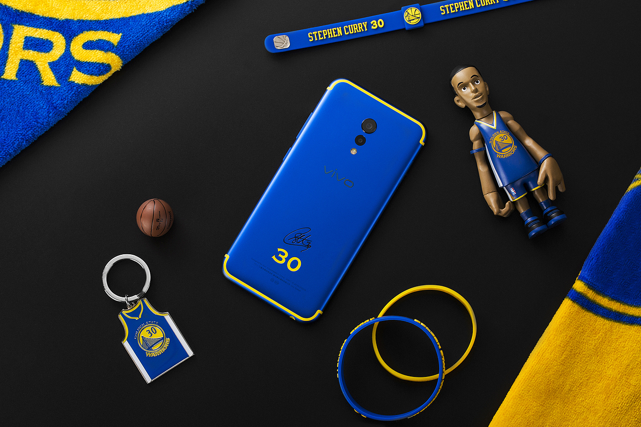 小米6蓝金色蓝蓝露&VIVO XPLAY6 库里限量版（图ZNzc0Njc4MzY=） - 产品摄影 - 站酷设计师X老师会拍照原创素材 - 站酷ZCOOL