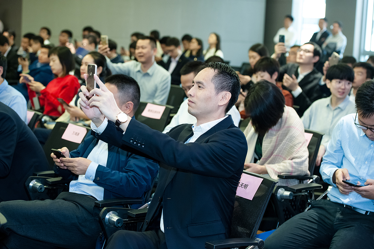 公关活动 | 特区建发运营服务中心开放