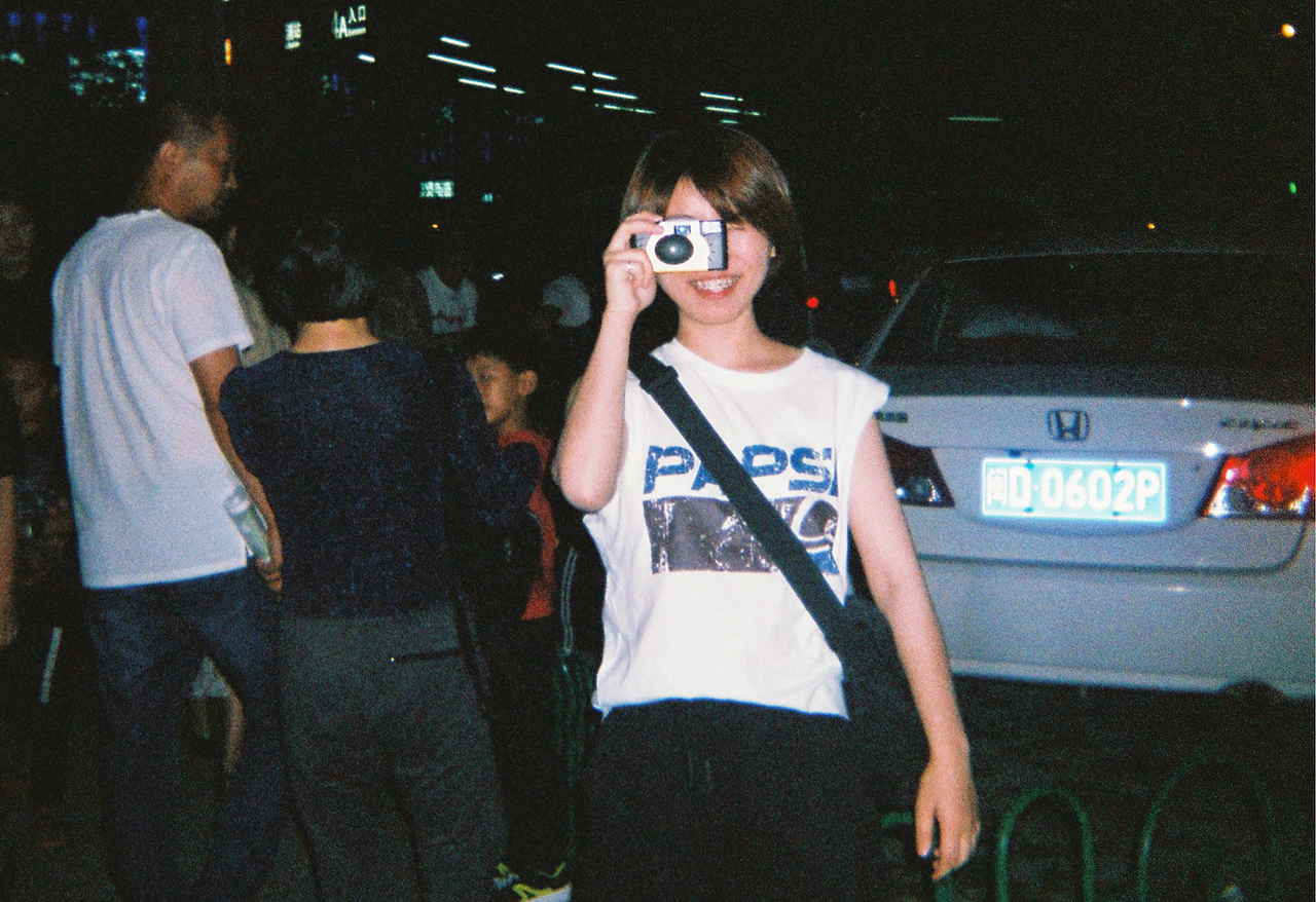 妈妈级的“到此一游”哈哈哈
以下推荐几款胶片APP ↓