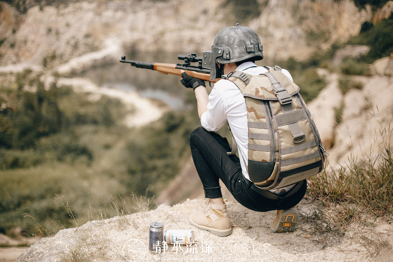 产品摄影—吃鸡背包