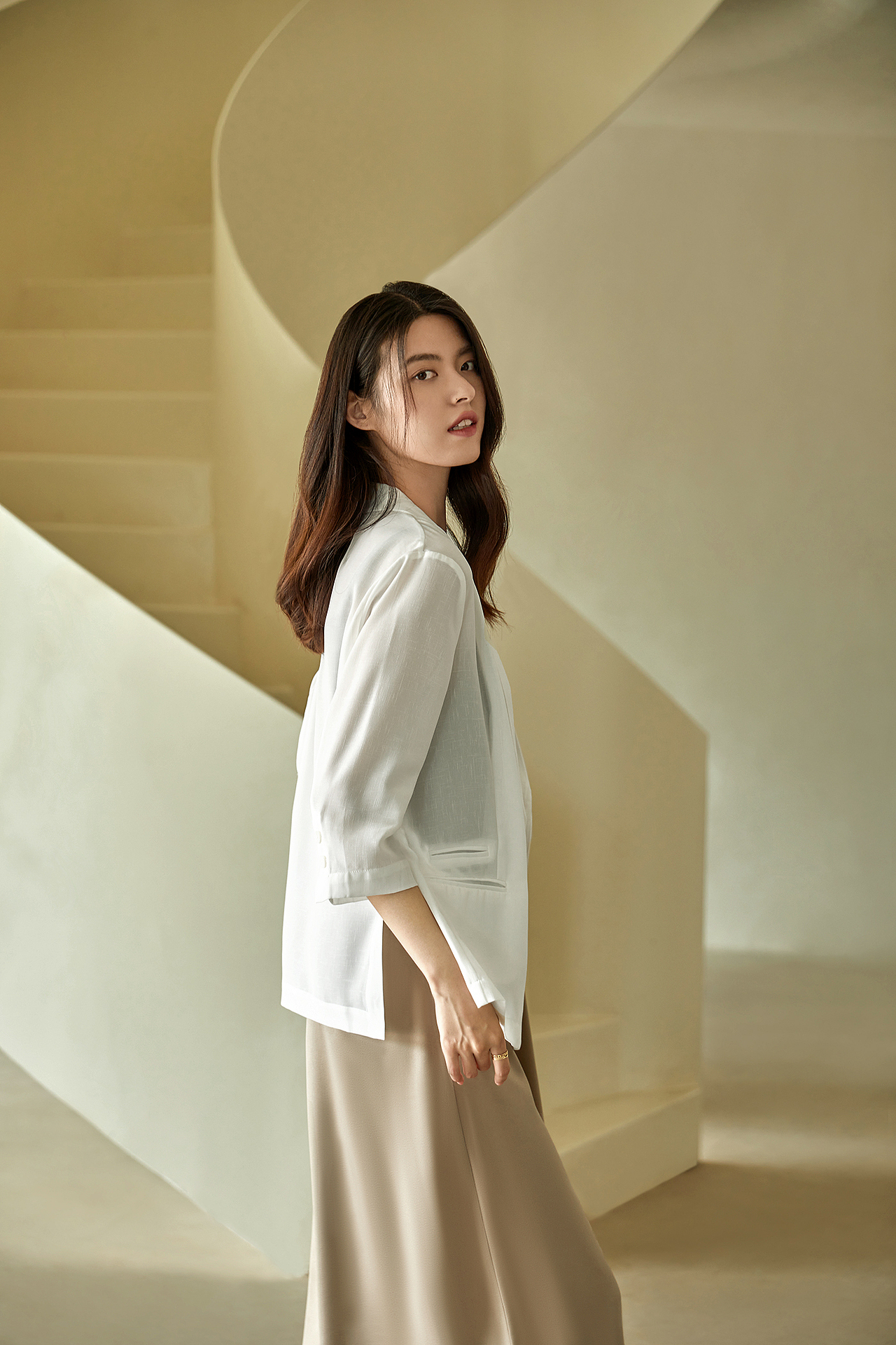 HEIBAI • 电商 | 片断 x I.S（图ZMjg3NzM3NzM2） - 人像摄影 - 站酷设计师杭州黑白影像原创素材 - 站酷ZCOOL