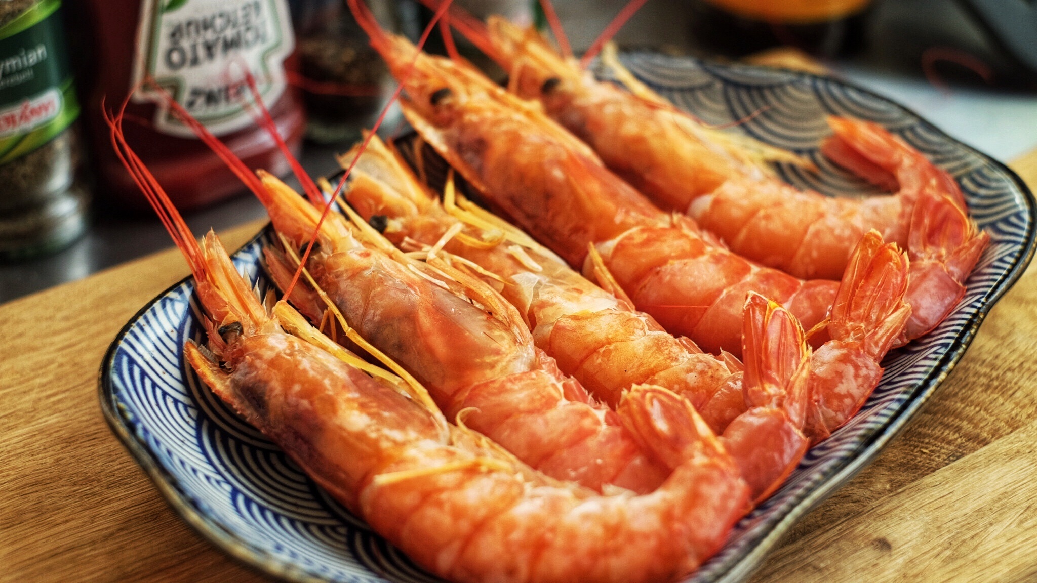 夏日撸串喽！洞庭盐焗串烤虾#回到家香味（湘）#的做法_菜谱_豆果美食