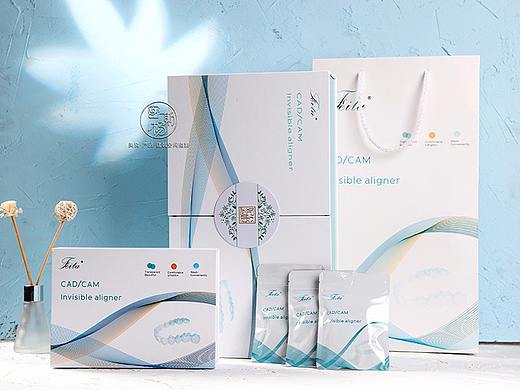 成人版牙齿矫正器拍摄