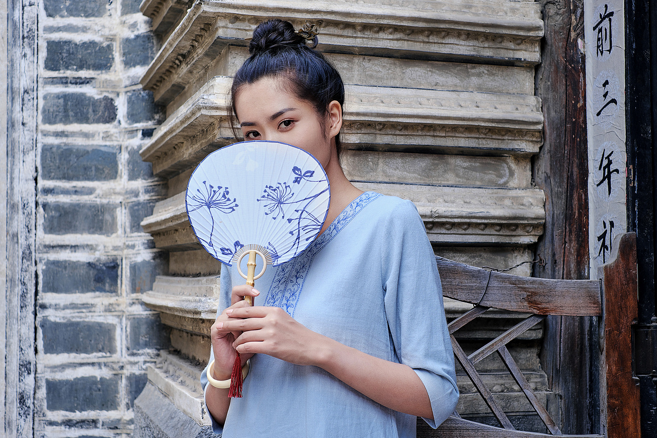 简素麻忆 寻找民国的纯粹色彩——红黄蓝