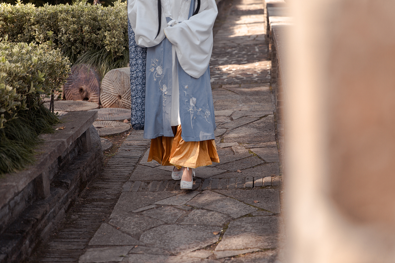 青山见我应如是